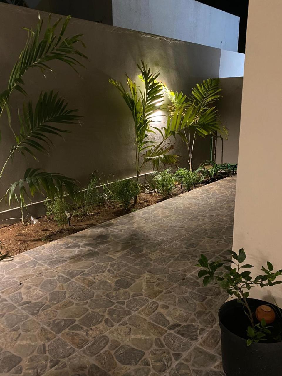 Luxury Retreat At Aqua Breeze Apartment, Flic En Flac Exterior photo