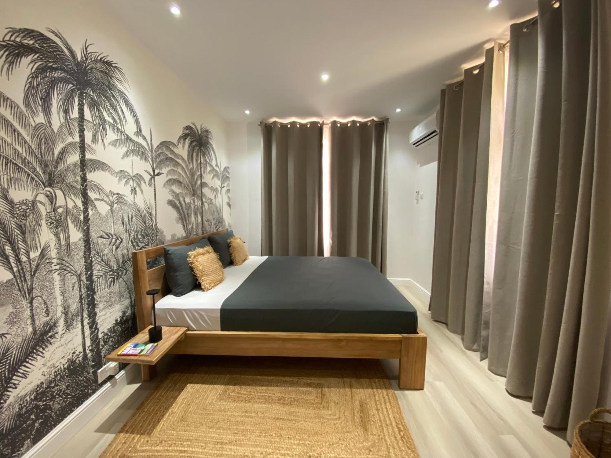 Luxury Retreat At Aqua Breeze Apartment, Flic En Flac Exterior photo